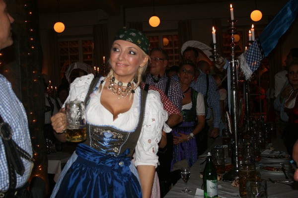 ../Images/2009.10.24WileyOktoberfest 039.jpg